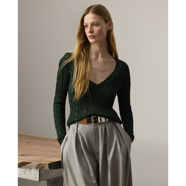 Our iconic cable-knit V-neck jumper combines impeccable craftsmanship with the refined luxury of high-shine silk, which is specially selected for its soft hand and beautiful sheen.