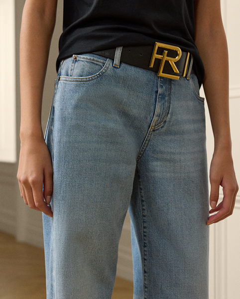 Designed with a mid-rise and a relaxed, wide-leg silhouette, the Mercer jean is crafted in Italy with Japanese comfort stretch cotton denim, which is distinguished by its versatile medium wash. A " Ralph Lauren Lauren Made in Italy"-debossed leather patch accents the back waist.