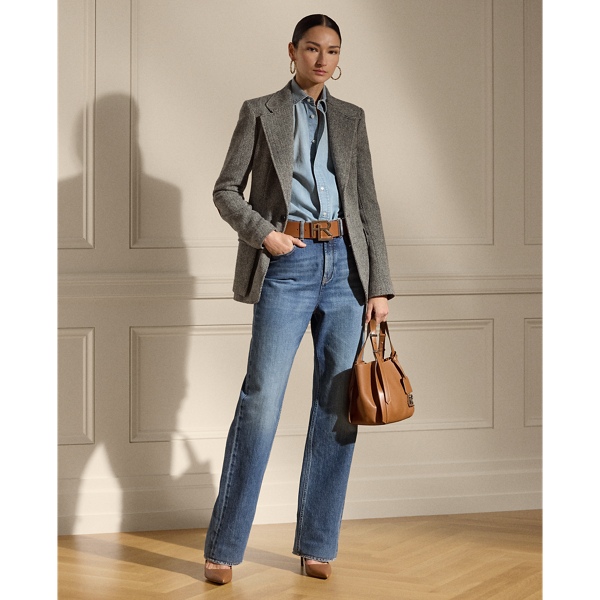 Designed with a high rise and the perfect baggy, wide-leg silhouette, the Novah jean is crafted in Italy from Japanese comfort stretch cotton denim, which is distinguished by its versatile medium wash. A " Ralph Lauren Lauren Made in Italy"-debossed leather patch adorns the back waist.