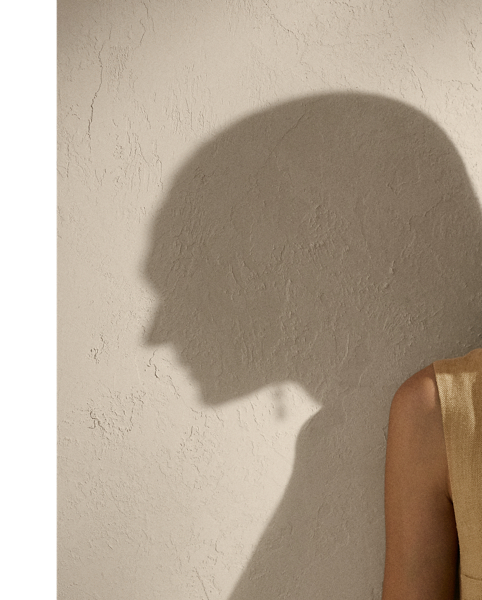 The menswear-inspired Jaiden is carefully crafted from a luxurious blend of silk and linen, which is custom-woven in a beautiful twill structure for a rustic yet soft hand feel. Cut for a slim fit, this waistcoat is tailored with welt pockets, slimming waist darts and an adjustable back belt.