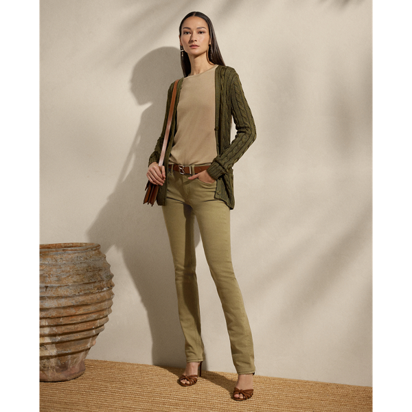 Cut for a mid-rise and a slim silhouette, this version of the Barrett jean is crafted in Italy with Japanese stretch cotton denim garment-dyed to the season’s dusty sage hue. A lamb-suede patch with a metal stacked “RL” logo on the back waist completes the look.