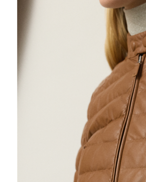 An avid car collector, Mr Lauren's vast collection serves as a key source of inspiration for the Pre-Autumn 2025 Collection, which is evident in the Roslin down coat. Cut for a figure-skimming silhouette, the Roslin is constructed from supple, channel-quilted nappa lambskin, resembling the interior of one of Mr Lauren's iconic vehicles. A snapped band collar, zip pockets and zip gussets on the cuffs afford a chic, downtown feel.