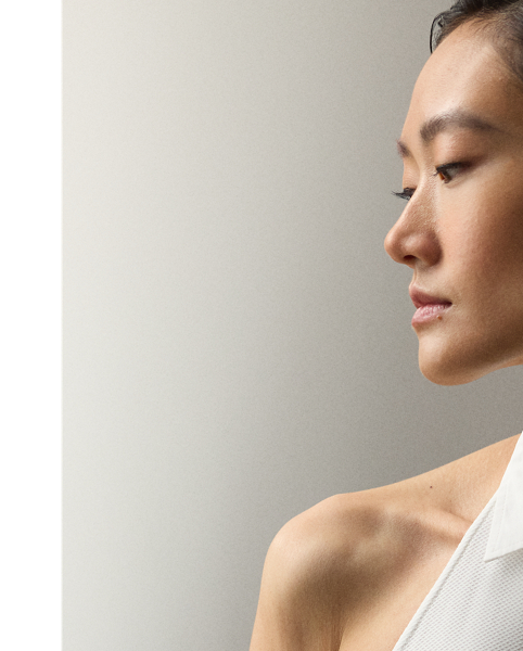 The Eldred day dress pairs a cotton broadcloth spread collar with Italian cotton piqué, which is considered for its durability and unique, subtle texture. A sleeveless halter silhouette enhances its warm-weather sensibility, while side on-seam pockets offer a casual feel.