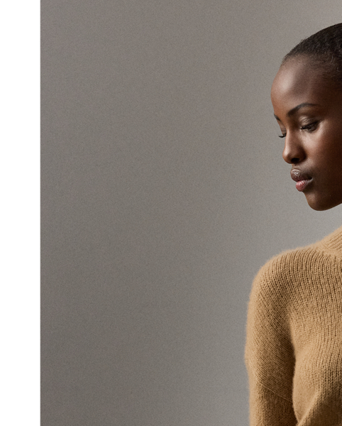  Ralph Lauren Lauren's iconic crewneck jumper is updated for the season with a relaxed fit, dropped shoulders and a mid-weight jersey construction, which is made with a luxurious blend that includes cashmere and silk.