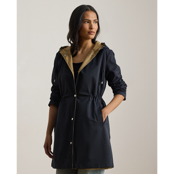 Featuring a water-resistant cotton-blend shell for a lightweight feel, this solid-hued hooded anorak is designed with reversible styling, allowing you to easily switch up your look. One side is embroidered with Lauren's signature monogram on the chest, while the other is finished with an “LRL”-printed logo on the sleeve.