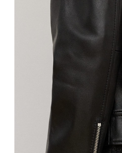 An enduring luxurious layer, this jacket is crafted with supple nappa lamb leather.