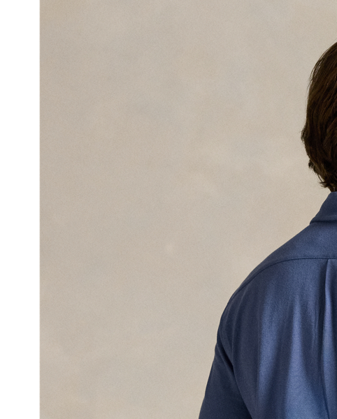 This version of our signature button-down is cut from an ultra-thin layer of our most lightweight cotton mesh, making it the perfect shirt for transitional days or when you want a comfortable layer underneath jumpers or jackets.