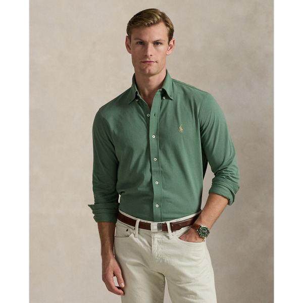 This version of our signature button-down is cut from an ultra-thin layer of our most lightweight cotton mesh, making it the perfect shirt for transitional days or when you want a comfortable layer underneath jumpers or jackets.
