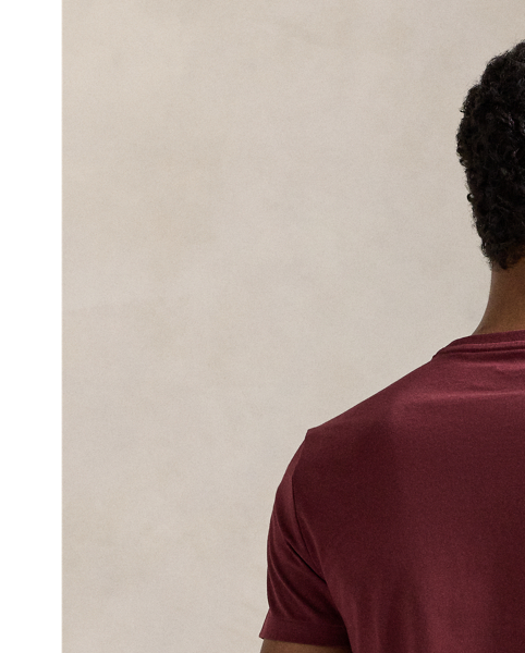 Washed for a perfectly broken-in look and feel, this cotton T-shirt is a Polo essential you'll reach for again and again.