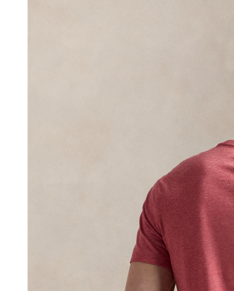 Washed for a perfectly broken-in look and feel, this cotton T-shirt is a Polo essential you'll reach for again and again.