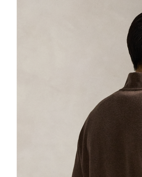 Our Estate-rib fabric gives this pullover a super-soft texture thanks to lightweight cotton, which is both peached and washed.