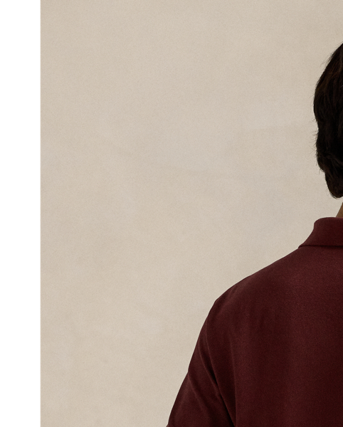 An American style standard since 1972, the Polo shirt has been imitated but never matched. Over the decades,  Ralph Lauren Lauren has re-imagined his signature style in a wide array of colours and fits, yet all retain the quality and attention to detail of the iconic original. This trim version is made from our highly breathable cotton mesh, which offers a textured look and a soft feel.