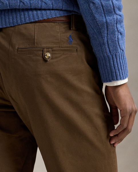Specially washed to create a timeworn look, these stretch chino trousers are a Polo essential for any day of the week.