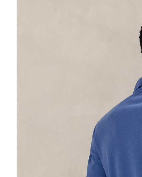 An American style standard since 1972, the Polo shirt has been imitated but never matched. Over the decades,  Ralph Lauren Lauren has re-imagined his signature style in a wide array of colours and fits, yet all retain the quality and attention to detail of the iconic original. This trim version is made from luxe cotton interlock, which features an ultra-soft finish.