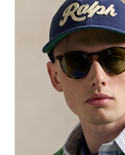 This cotton jumper combines two of Polo's most iconic design elements: a textural cable-knit motif and our signature embroidered Pony.