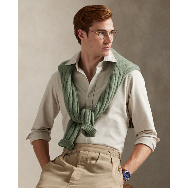 The oxford shirt made its debut at the beginning of the Ralph Lauren Lauren brand, and since then it has solidified its status as a pillar of the Polo look. Today, Mr. Lauren continues to design countless variations of his iconic shirt, including this trim version that is finished with our multicoloured signature Pony.