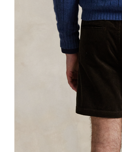 We've brought back these 15 cm inside leg shorts from our archive and updated them with a comfortable drawstring waist. This pair is crafted from soft corduroy for a heritage-inspired look.