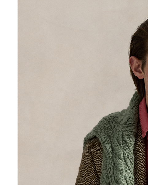 This Slim Fit version of our iconic oxford shirt is garment-dyed and washed for a broken-in look.