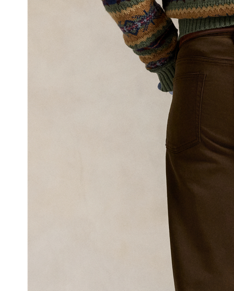 The slim-leg Sullivan features a regular rise and a trim fit through the seat, thigh and knee. This pair is crafted with a knit-like cotton fabric that features extra stretch for comfort.