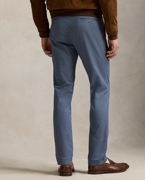 In our Slim Fit, these stretch twill trousers combine daylong comfort with modern Polo style.