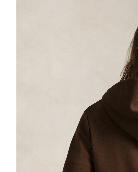 Made from a smooth cotton-blend fabric, this full-zip hoodie is an easy match for joggers or jeans.