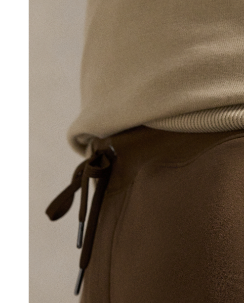 Smooth double-knit fabric gives these trousers a sleek upgrade, making them a modern addition to your wardrobe.