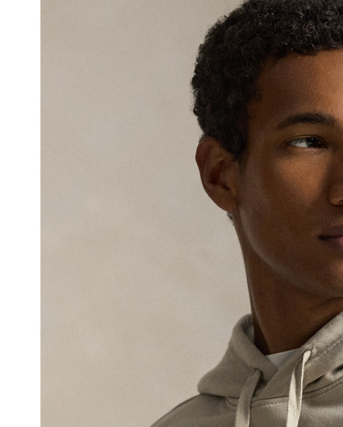 Crafted from loopback cotton, which is lighter in weight than our RL Fleece, this hoodie is specially washed for a vintage-inspired look and features a soft terry-like interior. It's detailed with our signature embroidered Pony on the chest.