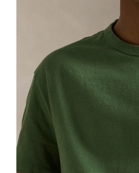 Washed for a perfectly broken-in look and feel, this cotton T-shirt is a Polo essential you'll reach for again and again.