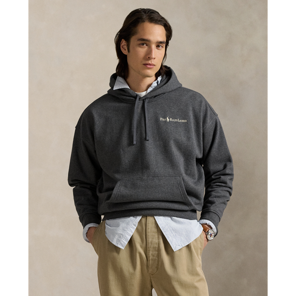 In heavyweight fleece, this cotton-blend hoodie features our logo and the iconic Polo Pony.