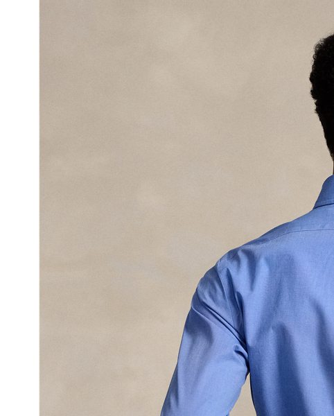 This shirt's poplin combines soft, breathable cotton with extra stretch for added comfort.