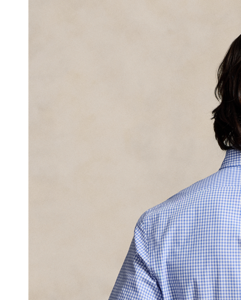 This shirt's poplin combines soft, breathable cotton with extra stretch for added comfort.