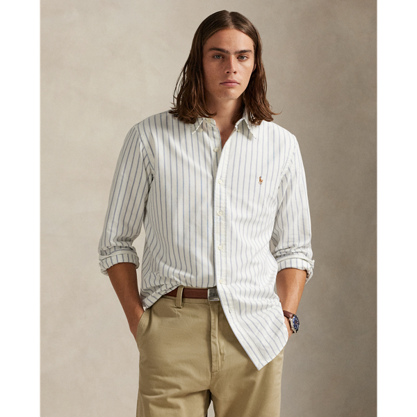 The oxford shirt made its debut at the beginning of the Ralph Lauren Lauren brand, and since then it has solidified its status as a pillar of the Polo look. Today, Mr Lauren continues to design countless variations of his iconic shirt, including this Custom Fit striped version that is finished with our multicoloured signature Pony.