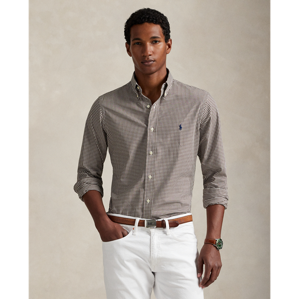 This shirt's poplin combines soft, breathable cotton with extra stretch for added comfort.