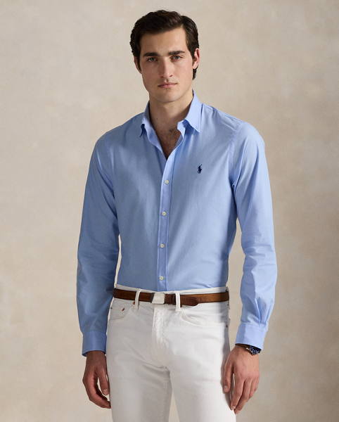 This shirt's poplin fabric combines soft, breathable cotton with extra stretch for added comfort.
