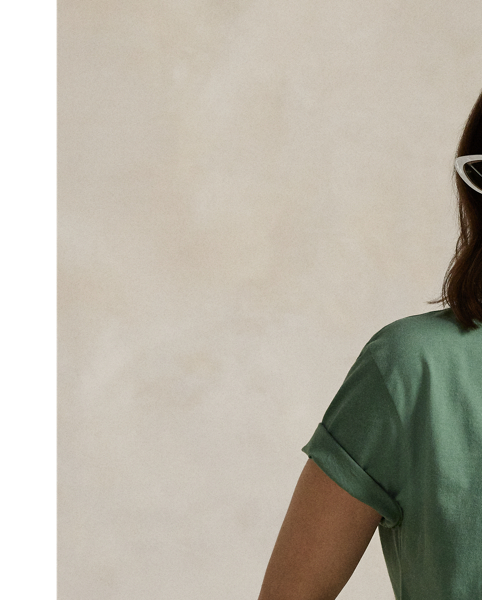 In addition to our signature Pony, this unisex cotton T-shirt features chain-stitched "Polo  Ralph Lauren Lauren" embroidery at the front.