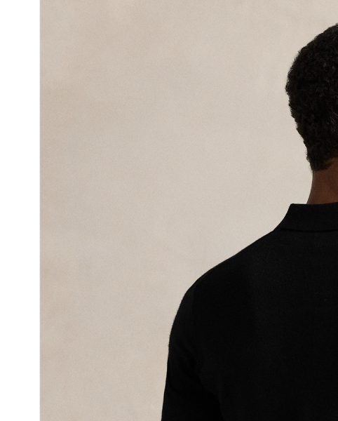 This jumper combines a silhouette inspired by  Ralph Lauren Lauren’s iconic Polo shirt with fine-gauge worsted wool and our signature embroidered Pony.