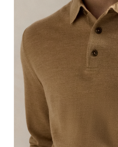 This jumper combines a silhouette inspired by  Ralph Lauren Lauren’s iconic Polo shirt with fine-gauge worsted wool and our signature embroidered Pony.