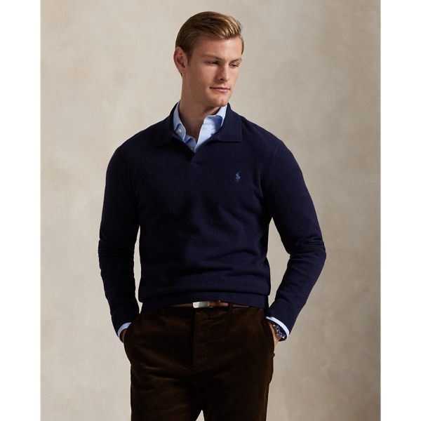 This polished jumper is finely knit with Italian wool yarn and finished with our signature embroidered Pony.