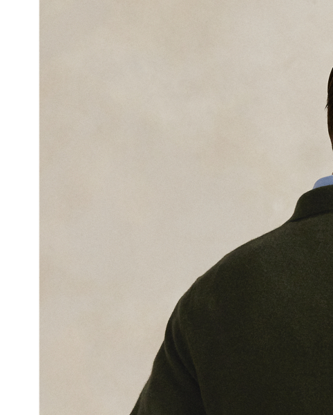 This polished jumper is finely knit with Italian wool yarn and finished with our signature embroidered Pony.