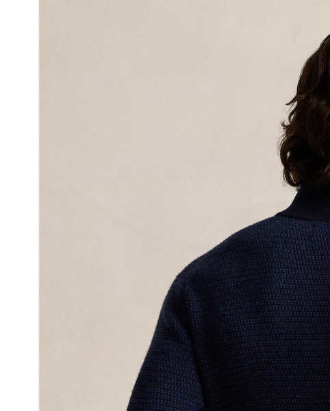 This mockneck jumper combines fine-gauge worsted wool with a textured-knit construction and our signature embroidered Pony.