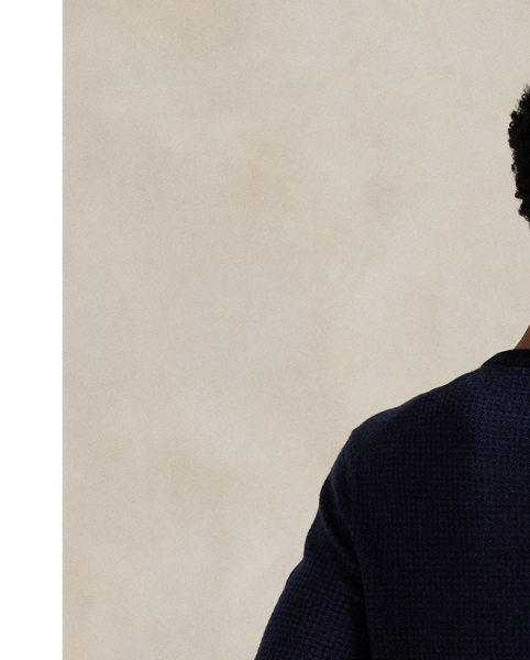 This jumper's wool yarn is treated for easy care and worsted for durability as well as a fine, smooth texture. It features our signature embroidered Pony on the left chest.