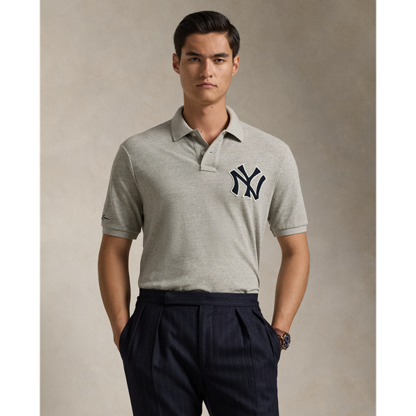 As a boy growing up in the Bronx, Mr Lauren loved going to Yankee Stadium™ to watch his hometown heroes play ball. This version of our iconic mesh Polo shirt celebrates Mr Lauren's long-standing love of the Bronx Bombers™ and the game of baseball with a New York Yankees™ patch and our signature embroidered Pony.