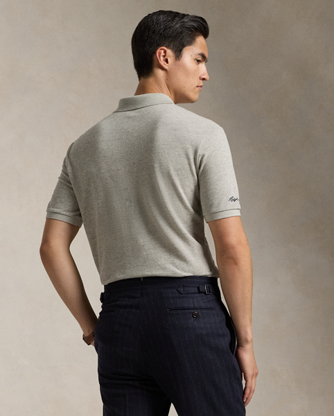 As a boy growing up in the Bronx, Mr Lauren loved going to Yankee Stadium™ to watch his hometown heroes play ball. This version of our iconic mesh Polo shirt celebrates Mr Lauren's long-standing love of the Bronx Bombers™ and the game of baseball with a New York Yankees™ patch and our signature embroidered Pony.