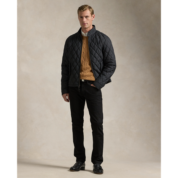 The slim-leg Sullivan features a regular rise and a trim fit through the seat, thigh and knee. This version combines cotton with a hint of stretch for ease of movement. It features our signature embroidered Pony on the back pocket.