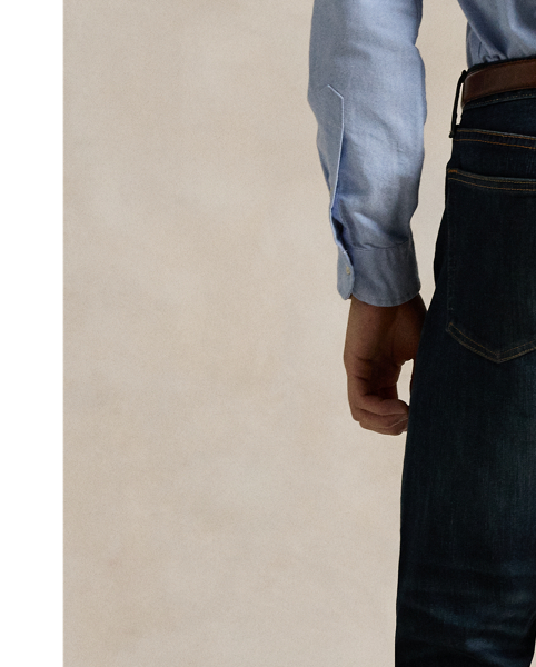 The slim-leg Sullivan features a regular rise and a trim fit through the seat and thigh. This stretch denim pair features our signature embroidered Pony and is hand-sanded for a broken-in look.