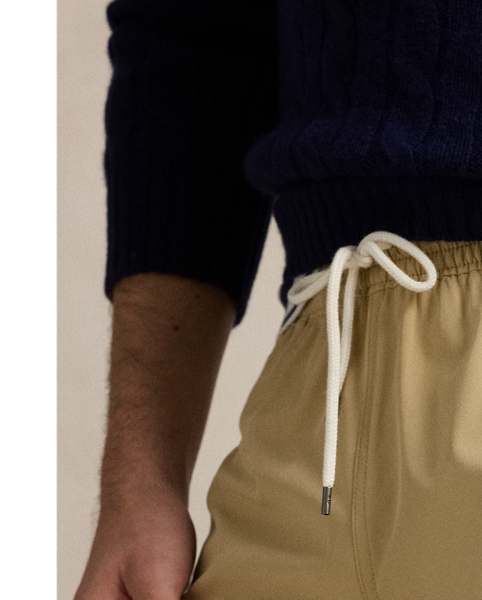 These mesh-lined swimming trunks are woven with extra stretch and feature our signature embroidered Pony.