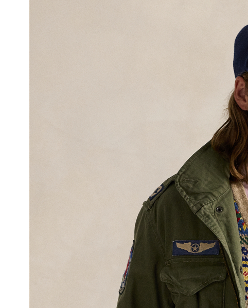  Ralph Lauren Lauren's reinterpretation of the classic field jacket combines a modern fit with authentic details and signature patches. Its bi-swing construction offers ease of movement and enhanced comfort.