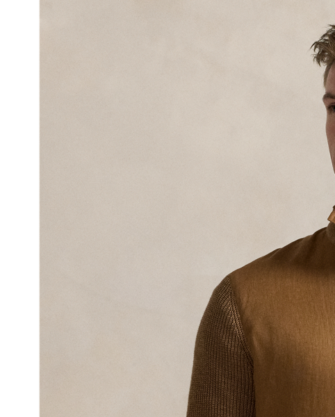 This sporting-inspired cardigan utilises lightweight, breathable linen in two forms-woven fabric at the front and knit throughout the body – for an elevated take on texture.