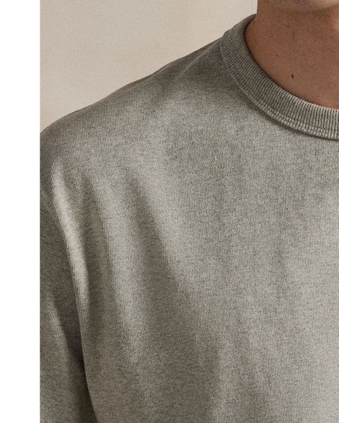 Along with our signature Pony, this cotton T-shirt features our logo intricately embroidered on the chest.