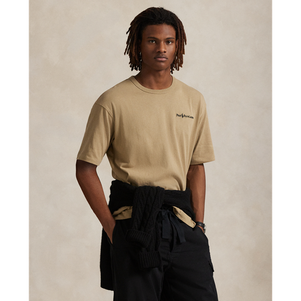 Along with our signature Pony, this cotton T-shirt features our logo intricately embroidered on the chest.